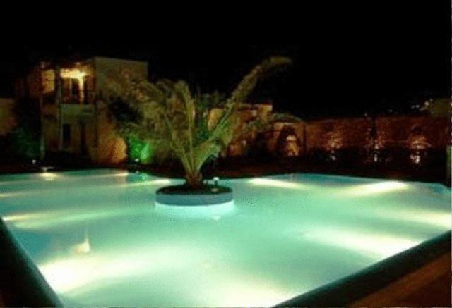 Amfitrion Hotel Vari  Екстер'єр фото